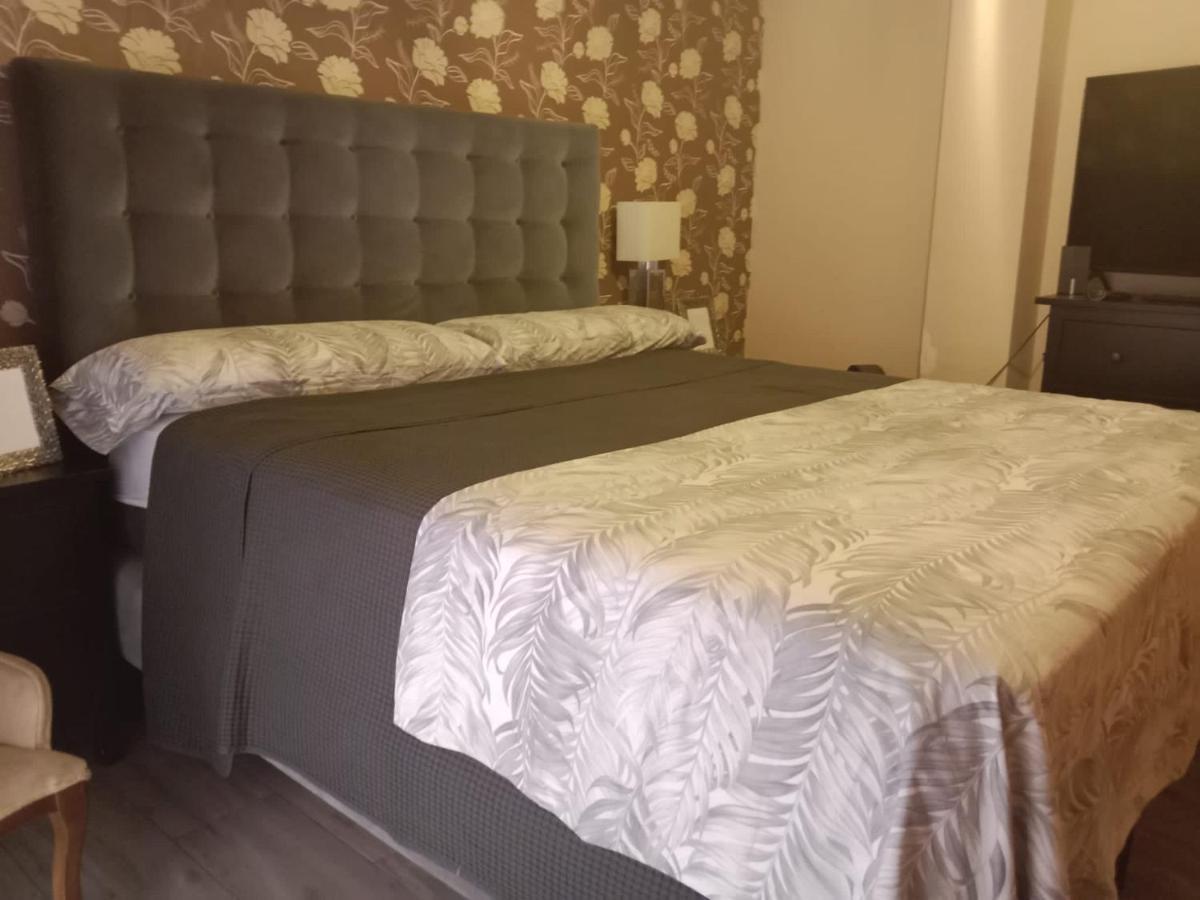 Habitación Privada Con Cocina Salón Y Terraza Piso Compartido Apartamento *