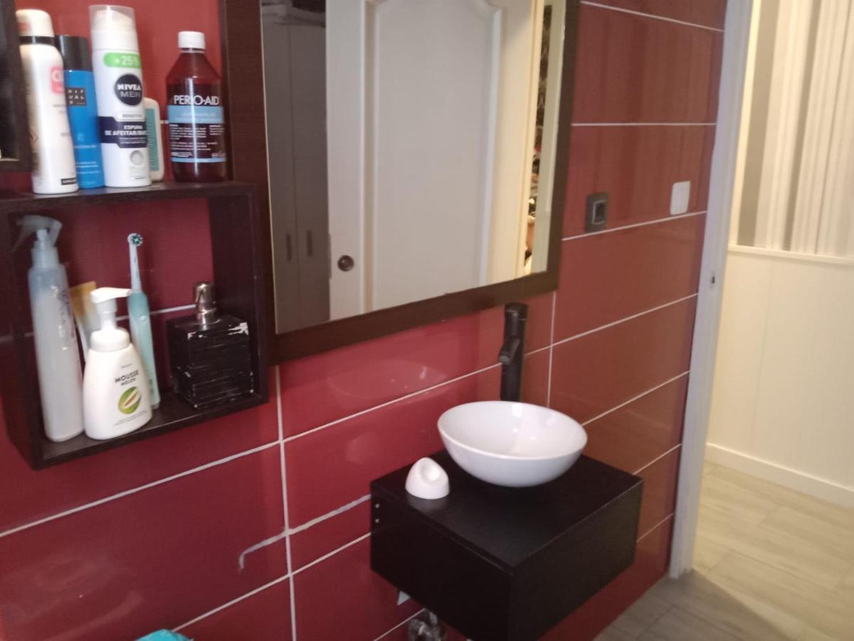 Habitación Privada Con Cocina Salón Y Terraza Piso Compartido Apartamento Tarragona