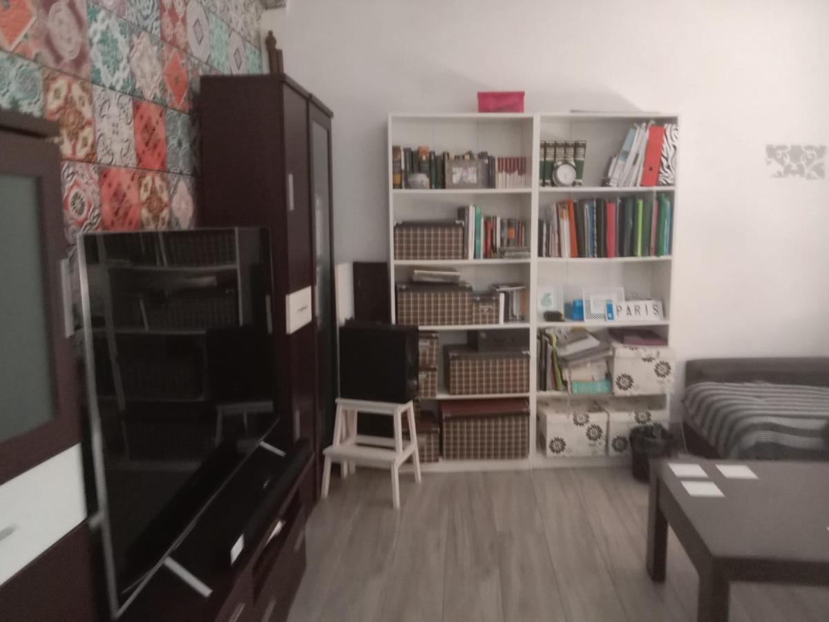 Apartamento Habitación Privada Con Cocina Salón Y Terraza Piso Compartido