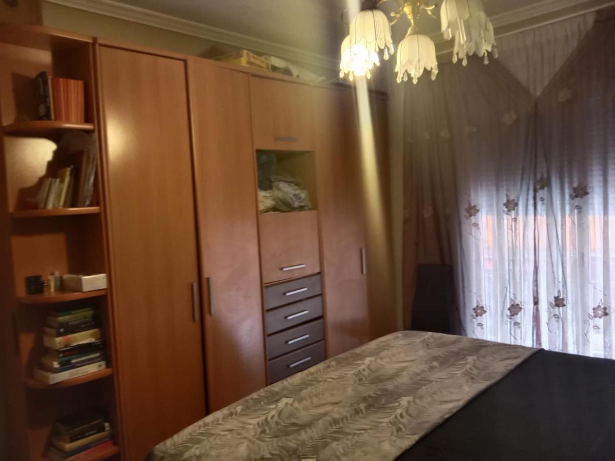 Privada Con Cocina Salon Y Terraza Piso Compartido Apartment *