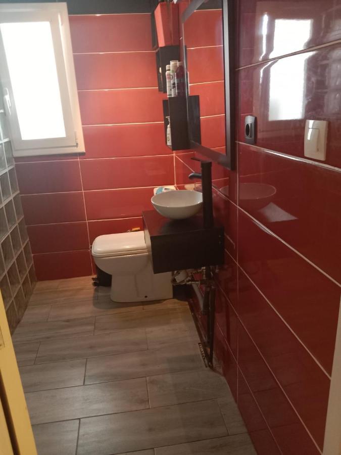 Apartamento Habitación Privada Con Cocina Salón Y Terraza Piso Compartido